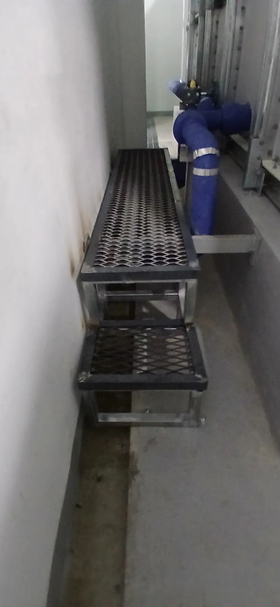 계단 및 메탈라스 발판 시공 시공 후